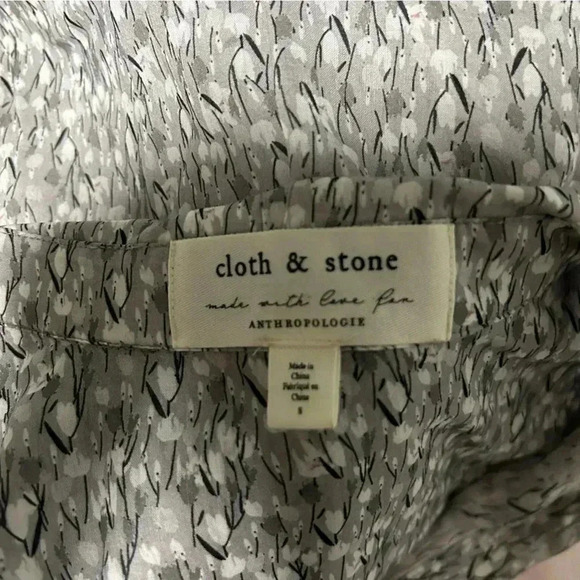 Cloth  & Stone Button Up - Picture 5 of 6